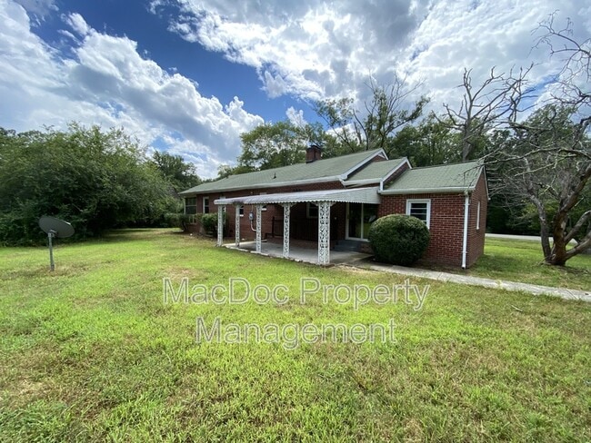 Building Photo - 25345 U.S. Rte 1