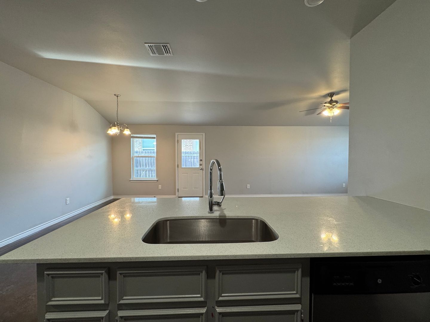 Building Photo - 208 Lowes Blvd