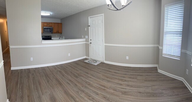 Building Photo - Immaculately Clean 3Bed/2Bath home for lease in Jonesboro
