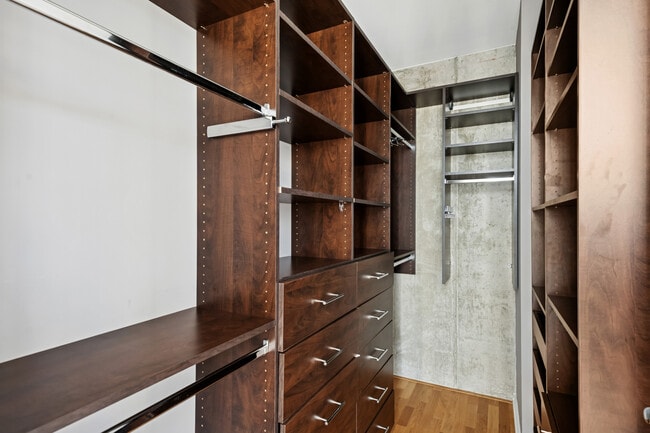 Building Photo - 600 N Fairbanks Ct