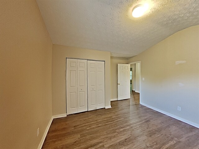 Building Photo - 6932 Silver Bend Pl