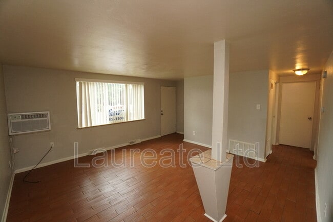 Building Photo - 673 Miller Ct