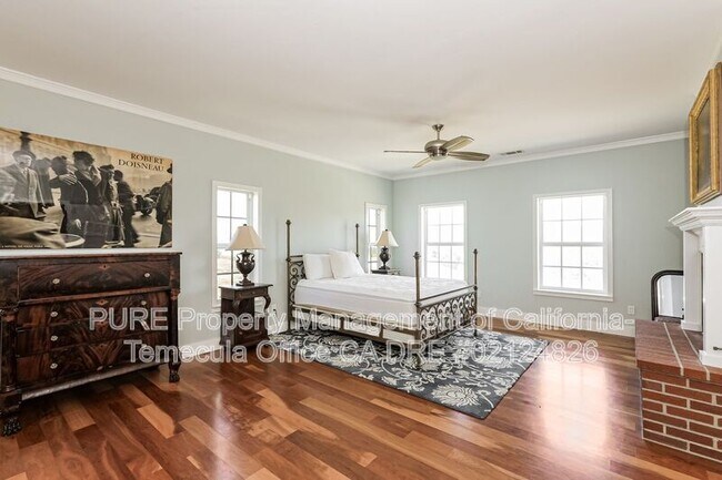Building Photo - 36475 Avenida La Cresta