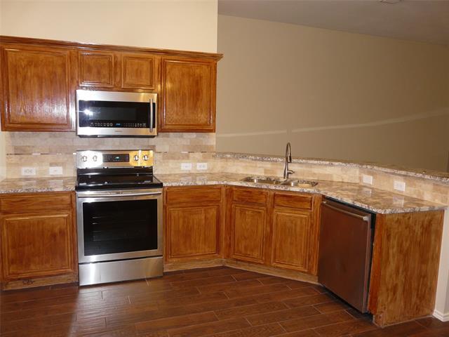 Building Photo - 12024 Gold Creek Dr E