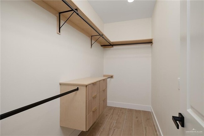 Building Photo - 19 S K Center St