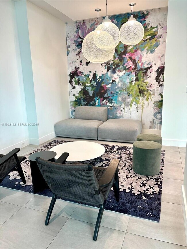 Building Photo - 3301 NE 1st Ave