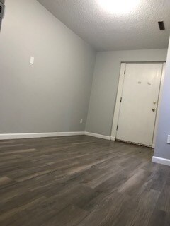 bedroom 2 - 940 Miller Ave