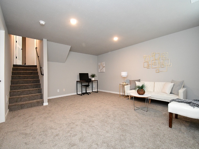 Building Photo - 8121 S 198th Ave
