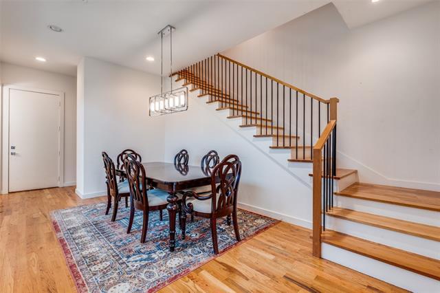 Building Photo - 5427 Melrose Ave