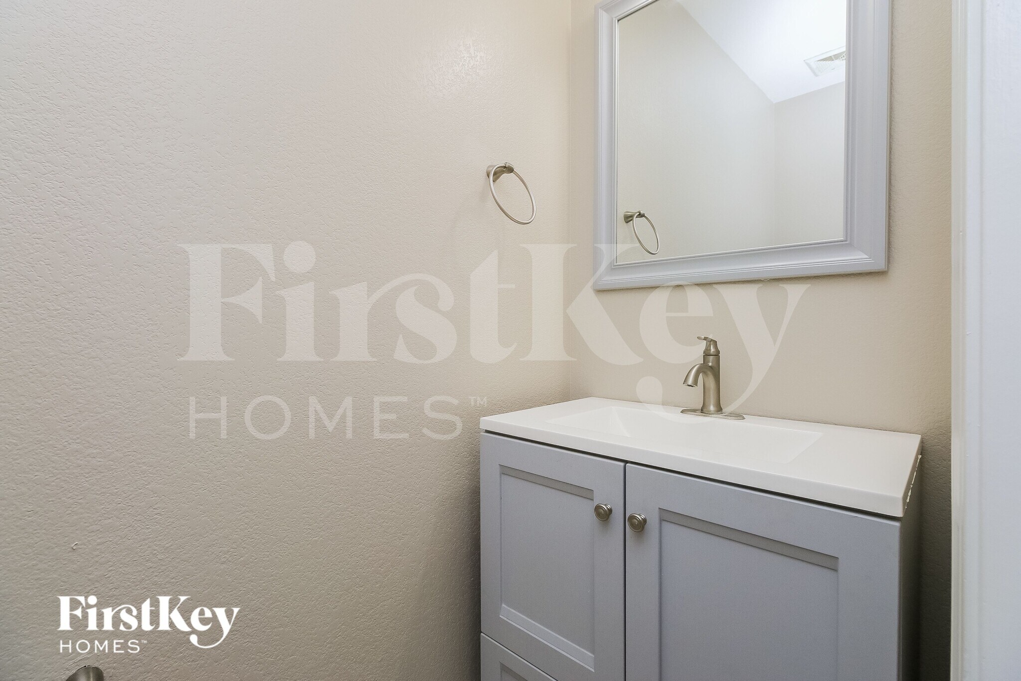 Building Photo - 29110 N Rosewood Dr