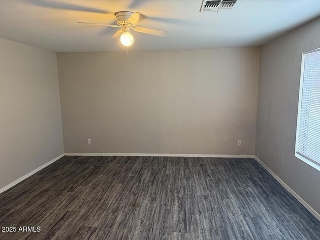 Building Photo - 10504 W Hughes Dr