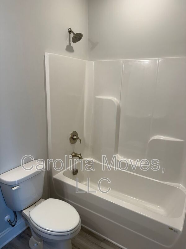 Building Photo - 3 Bracken Wds Wy