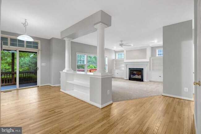 Building Photo - 26161 Rachel Hill Dr
