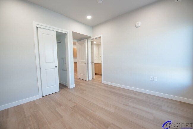 Building Photo - Brand-New Luxury Living with Mountain Charm at Studio Crossing