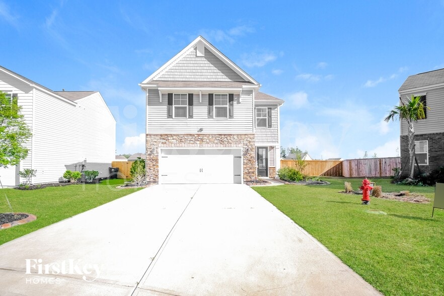 Building Photo - 216 Rhodes Ct