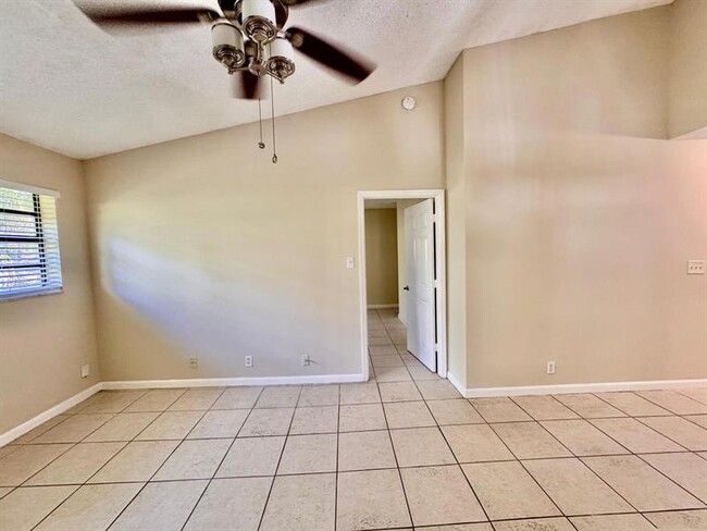 Building Photo - 11211 Royal Palm Blvd