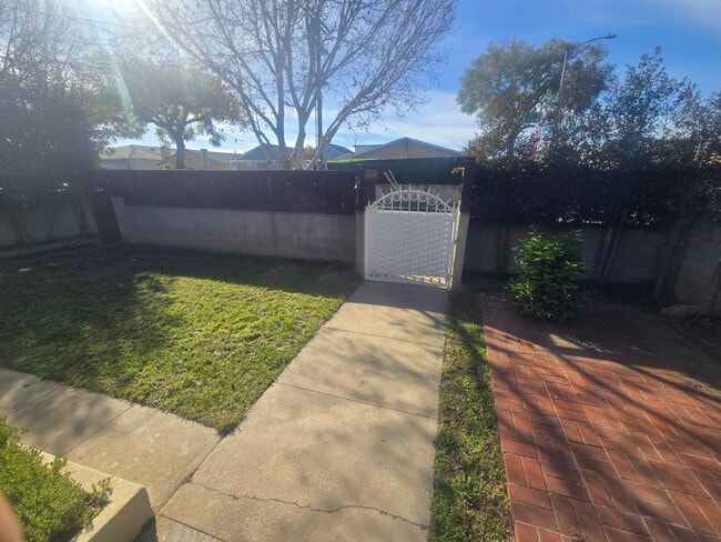 front Yard - 4761 W 169th St