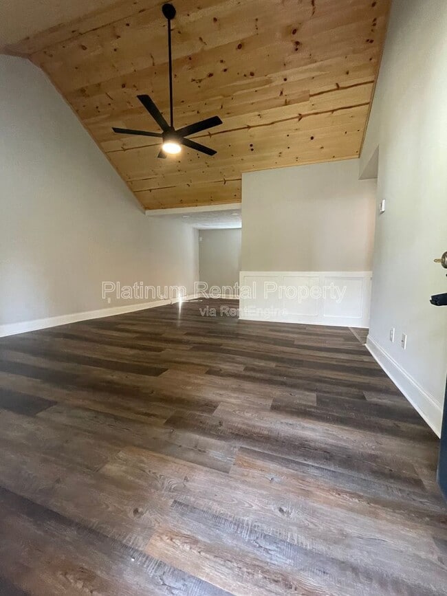 Building Photo - 189 W Jefferson St