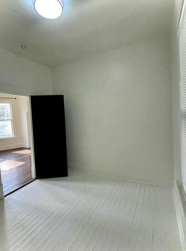 Building Photo - 1715 S 12th St