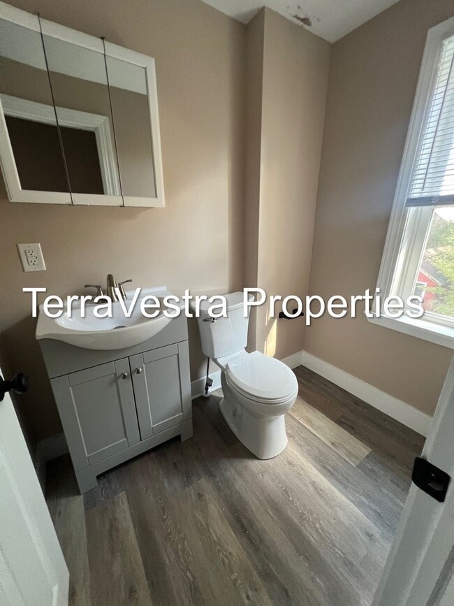 Building Photo - 3 Bed Single Family in Elmer! Eligible for...