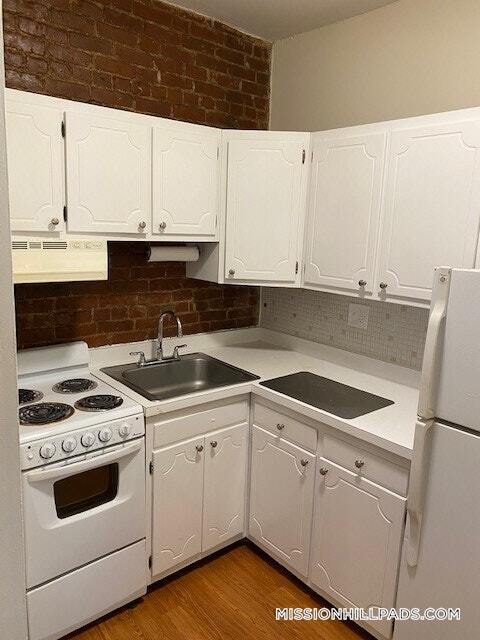 Building Photo - 46 S Huntington Ave
