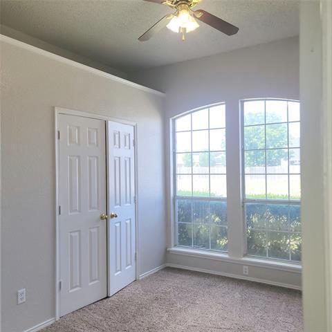 Building Photo - 312 Glen Meadow Dr