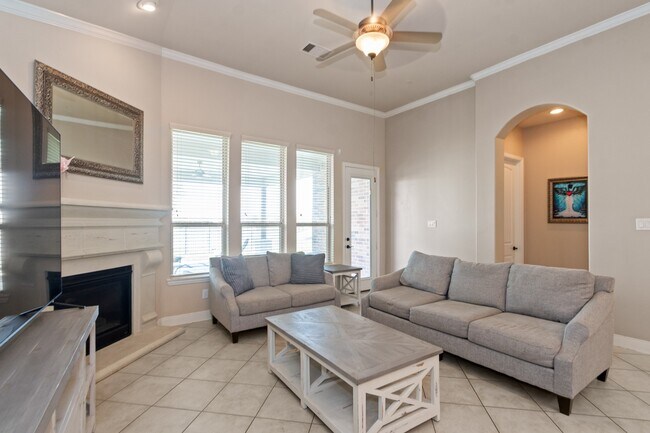 Building Photo - 20214 Parker Bend Ln