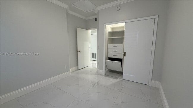 Building Photo - 8480 NW 139th Ln