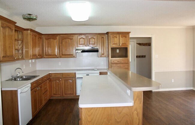 Building Photo - 1179 Martin St