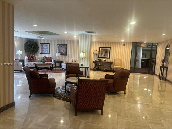 Building Photo - 3031 N Ocean Blvd