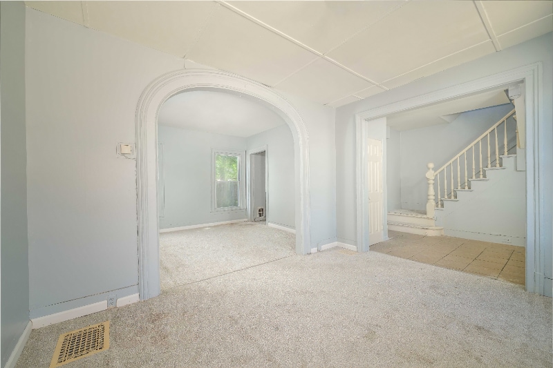 Building Photo - 42 E Cayuga St