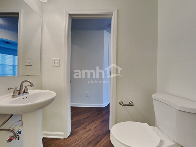 Building Photo - 15511 Sandlands Cir