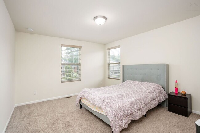 Building Photo - 2391 Findley Cir