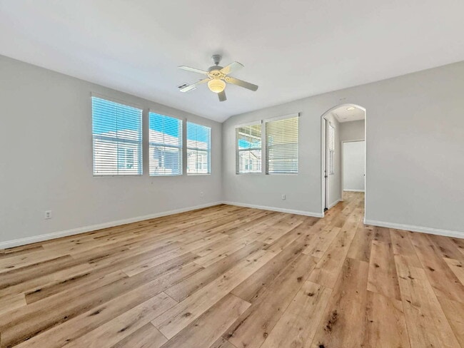 Building Photo - Welcome Home to the Treana Community in Stevenson Ranch 3BR 2 BA