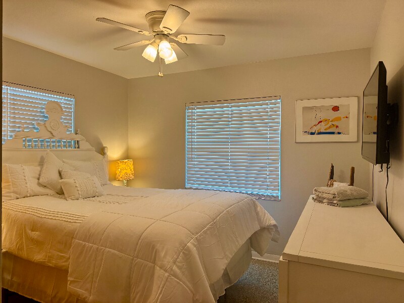 Building Photo - 4916 26th Ave S