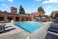 Building Photo - Summerhill Park