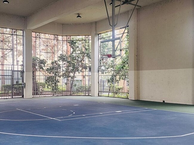 Building Photo - 2463 Watermarke Pl