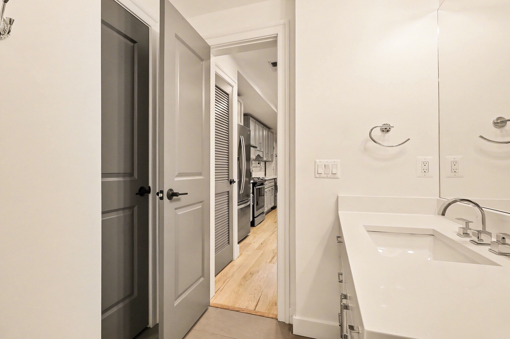 Building Photo - 811 Upshur St NW