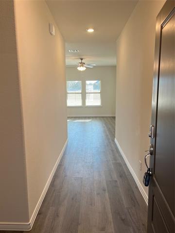 Building Photo - 807 Cinnabar Wy