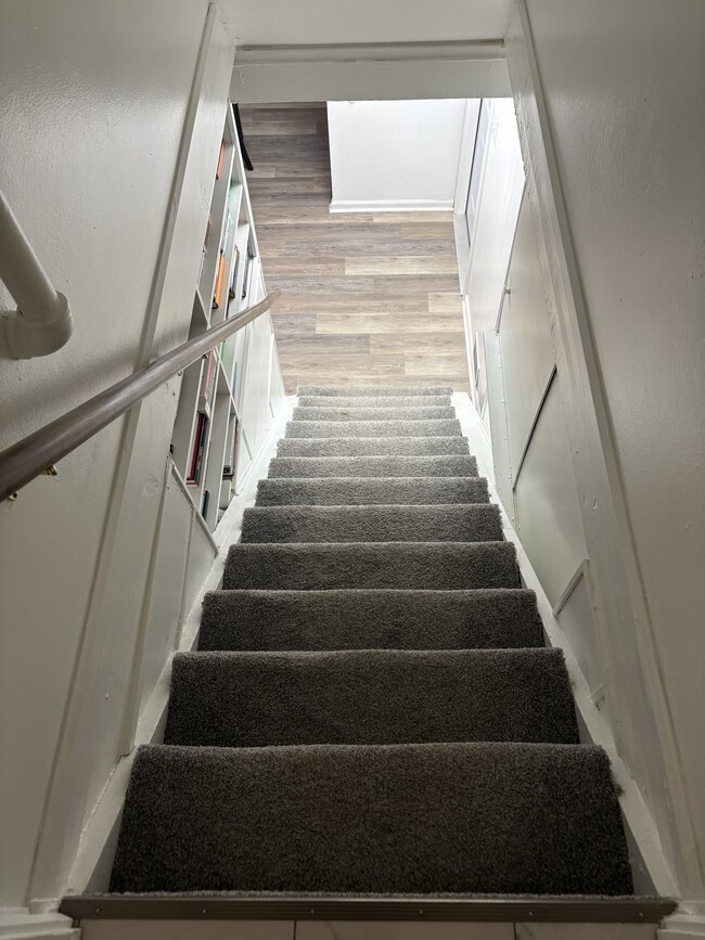 Building Photo - 22 Savannah St