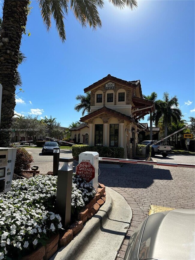 Building Photo - 10284 NW 30th Terrace