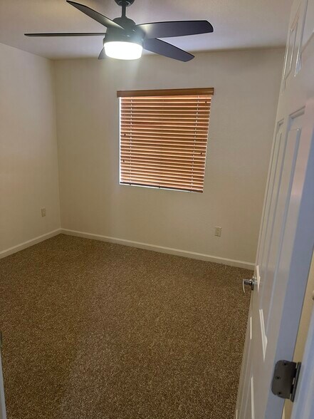 Building Photo - 101 S Players Club Dr