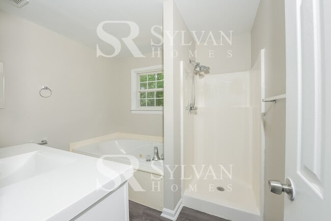 Building Photo - The Lifestyle You Deserve.