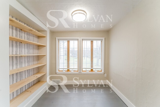 Building Photo - The Lifestyle You Deserve.