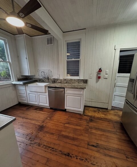 KITCHEN - 49 Dudley Ave