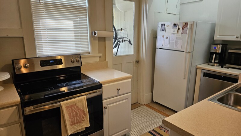 Building Photo - 2217 Belmont Blvd