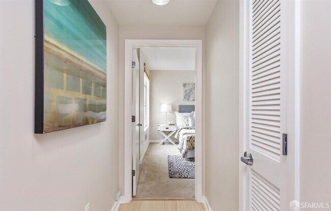 Building Photo - 451 Kansas St