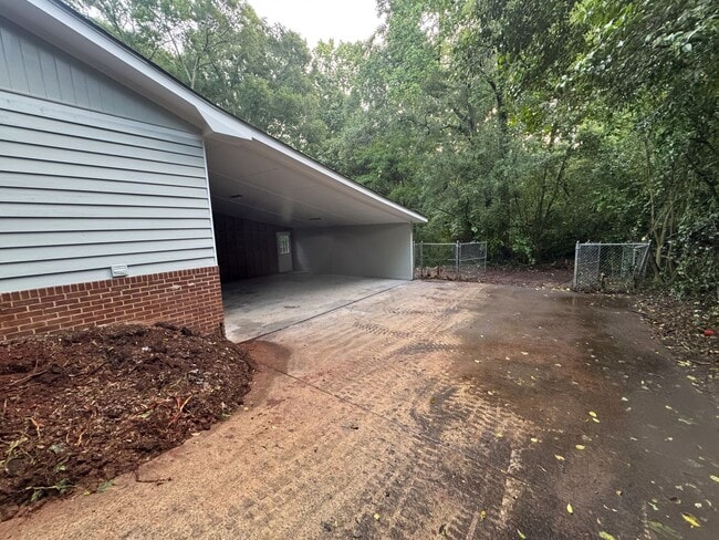 Building Photo - Downtown Watkinsville 4br Home FOR RENT