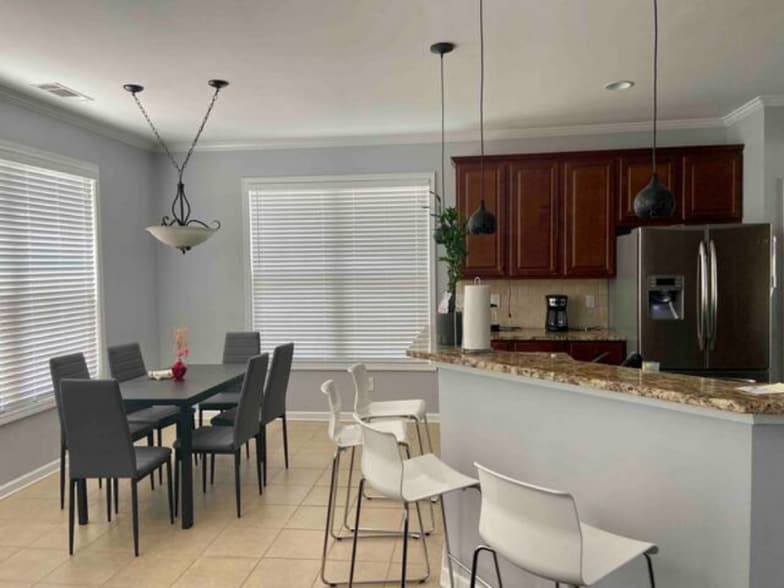 Building Photo - 4940 Racquet Ct