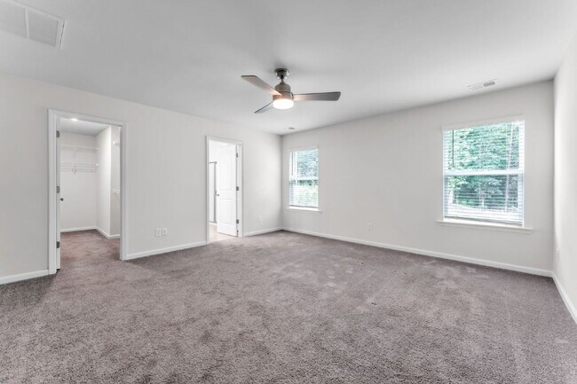 Building Photo - Elegant 3BR/2.5BA Home with Loft & 2-Car Garage in Persimmon Hill $2,100/mo rent
